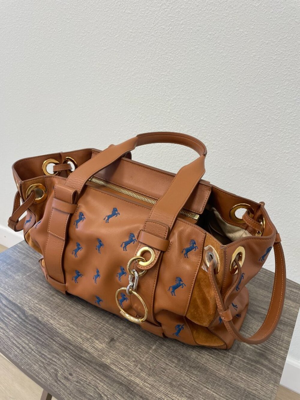 Chloe Tao Tote Bag - Picture 2 of 10